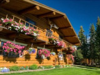 3 2 Wilderness Lodge best family cabin rentals